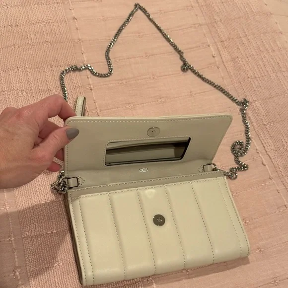 Authentic NWOT, Sina Wok Mix Quilt Crossbody/Silver Chain - Picture 11 of 11